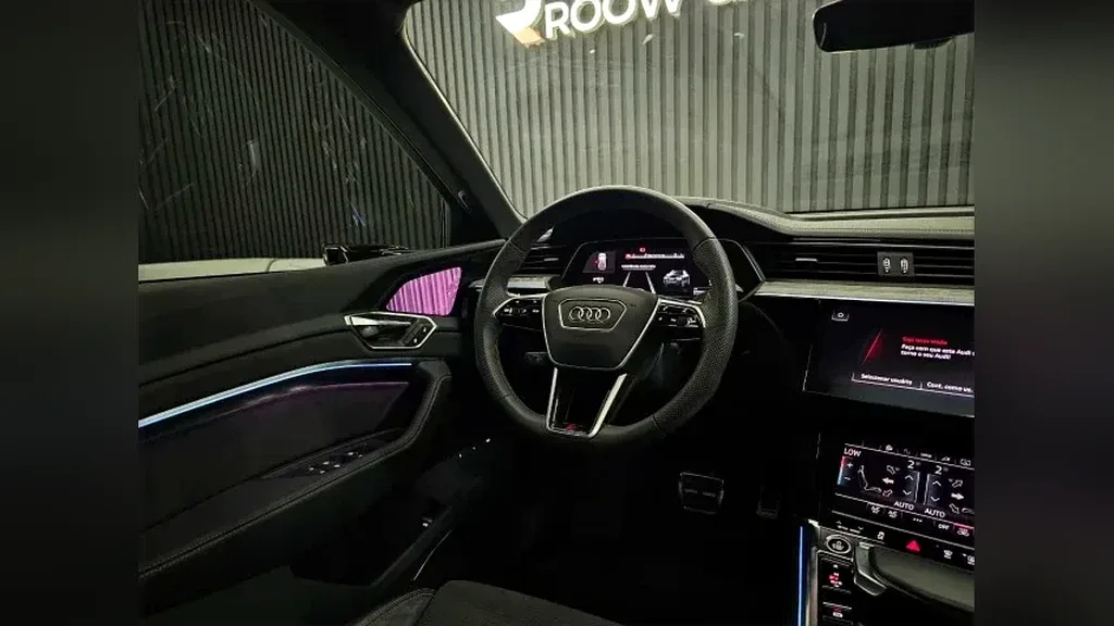 Audi Q8 E-tron - Imagem 13