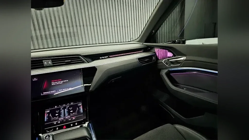 Audi Q8 E-tron - Imagem 15