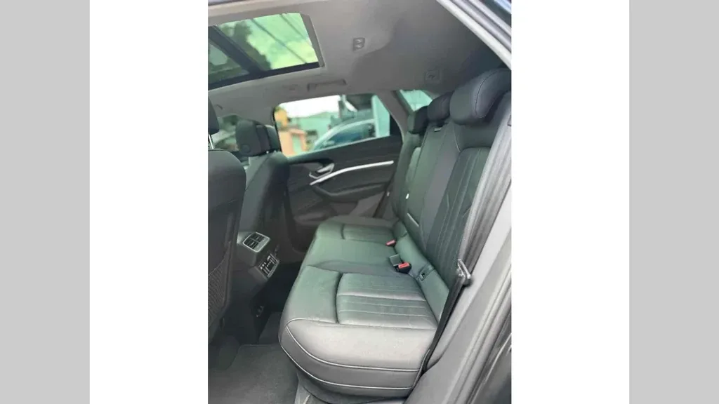 Audi E-tron - Imagem 8