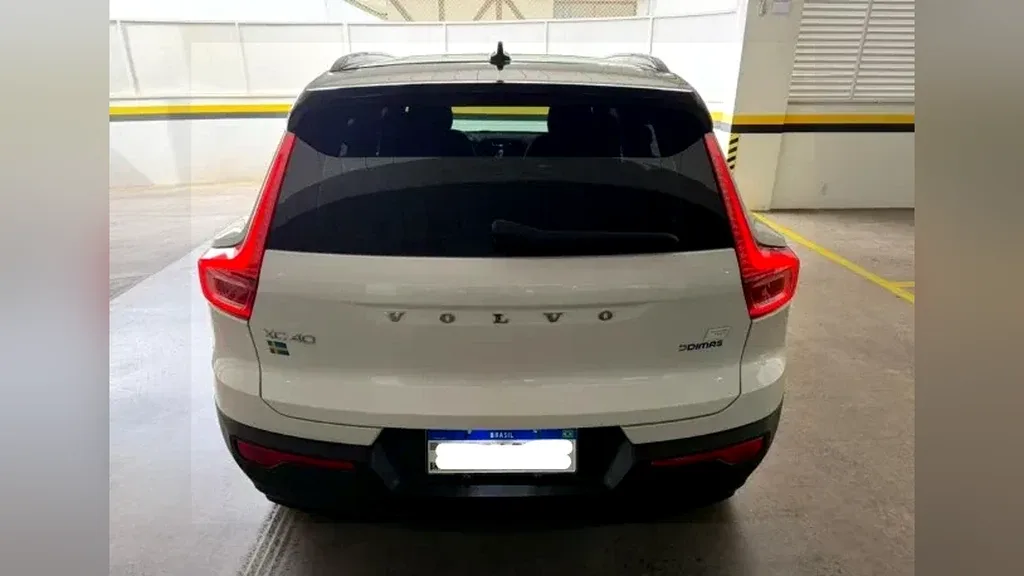 Volvo XC40 Recharge - Imagem 3