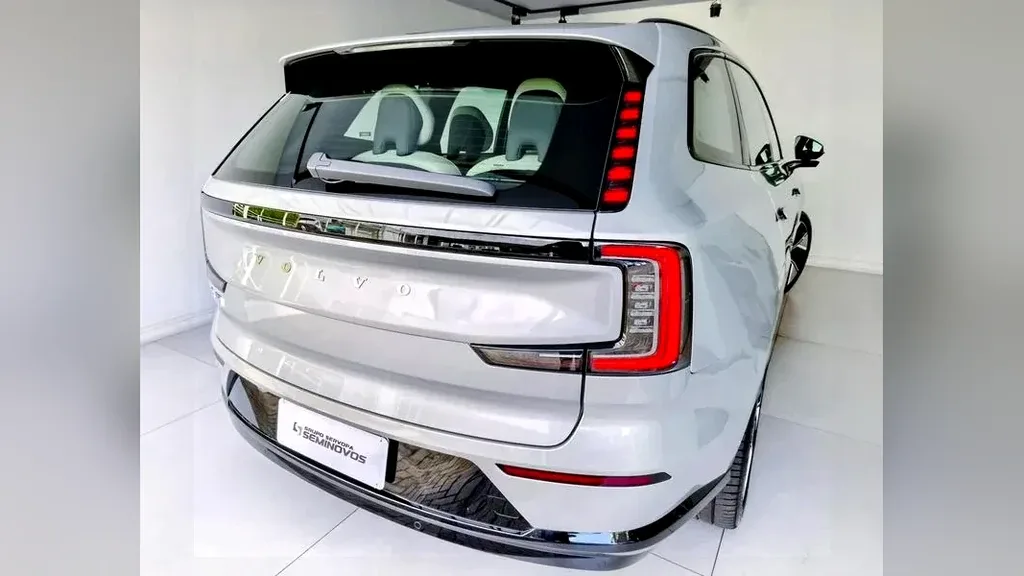 Volvo EX30 - Imagem 8