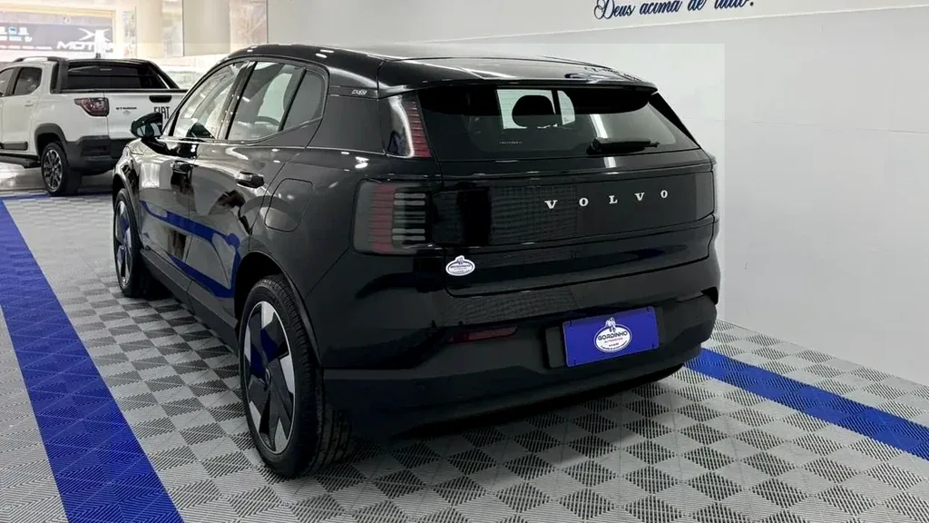 Volvo EX30 - Imagem 6