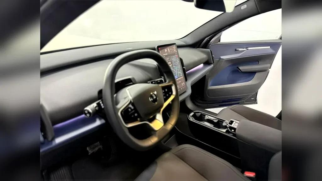 Volvo EX30 - Imagem 10