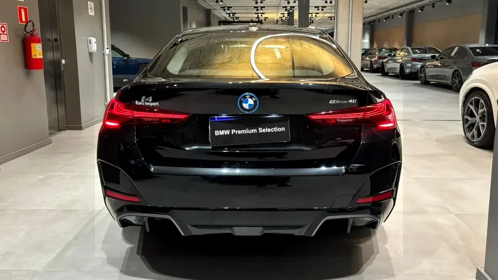BMW I4 Edrive35 - Imagem 4