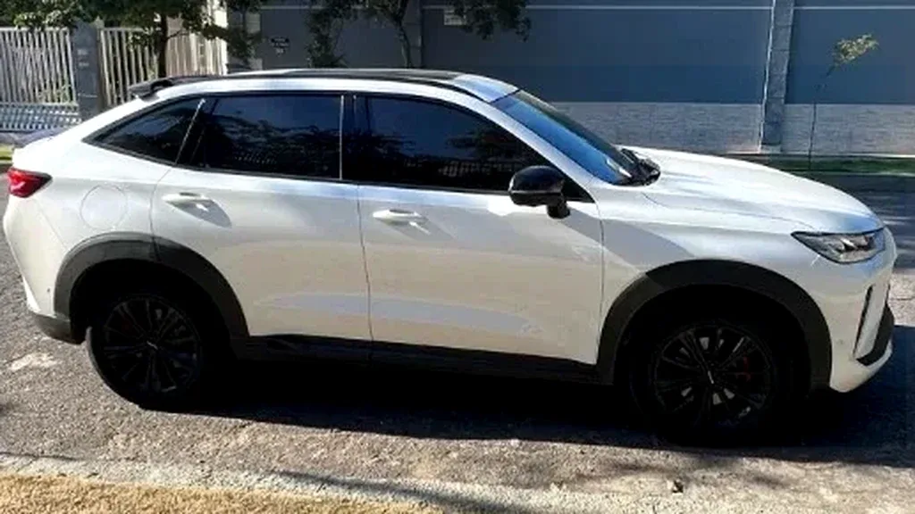 GWM Haval H6 Plug-in Hybrid - Imagem 12
