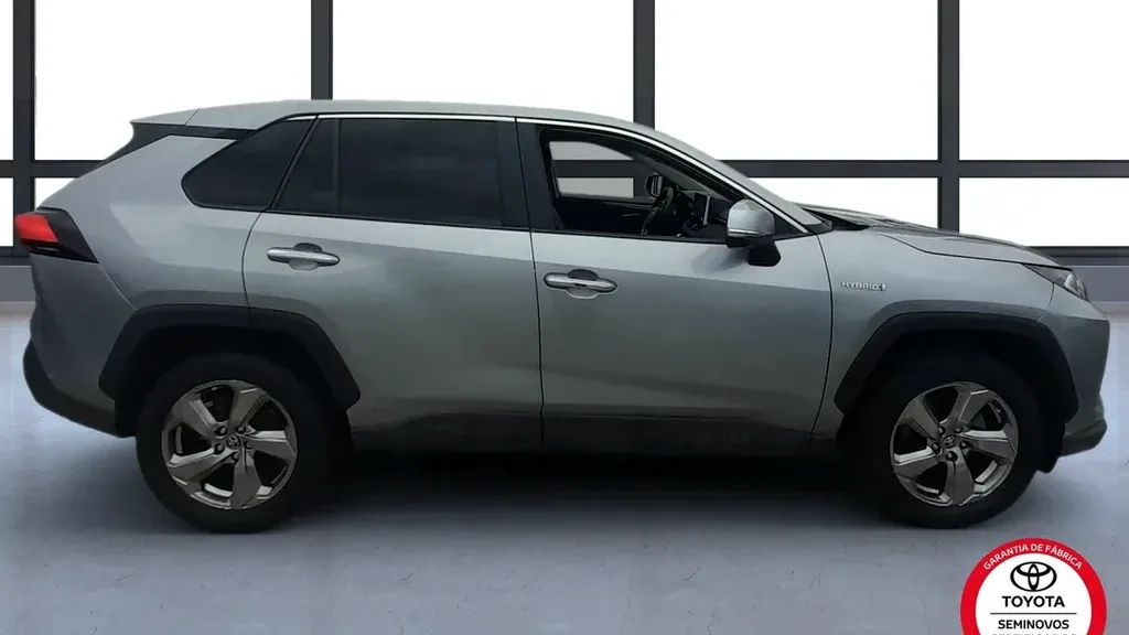 Toyota Rav4 EV - Imagem 3