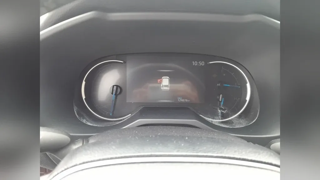 Toyota Rav4 EV - Imagem 11