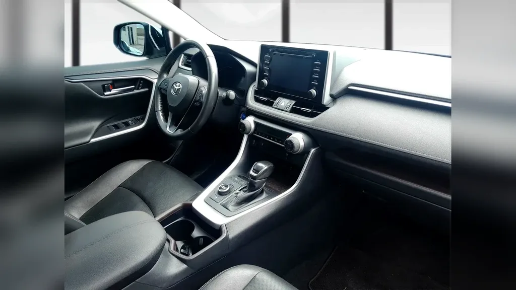 Toyota Rav4 EV - Imagem 14