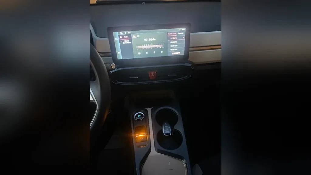 JAC E-JS1 - Imagem 12