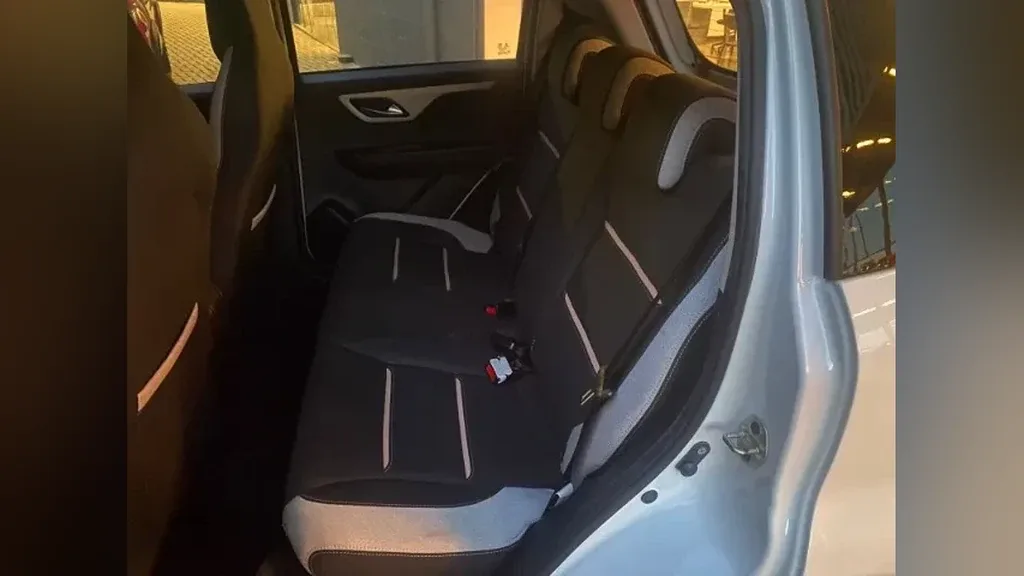 JAC E-JS1 - Imagem 15