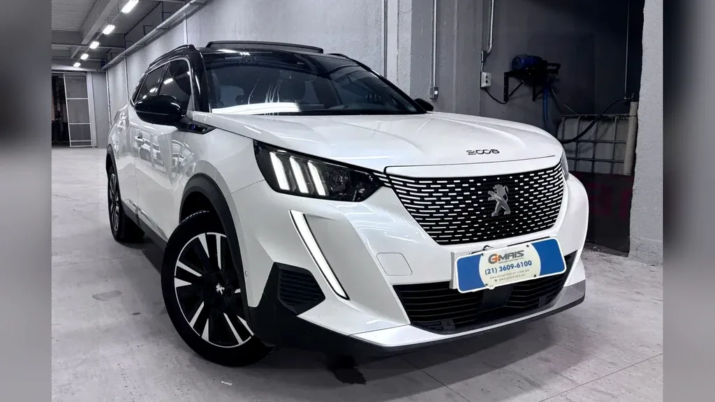 Foto de um peugeot e-2008