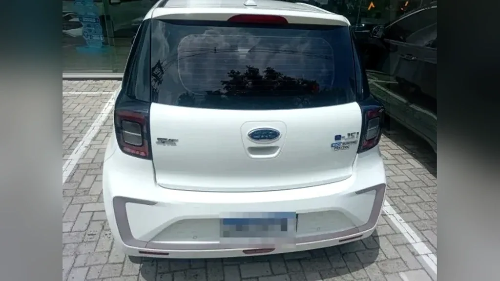 JAC E-JS1 - Imagem 4