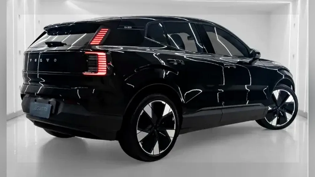 Volvo EX30 - Imagem 3