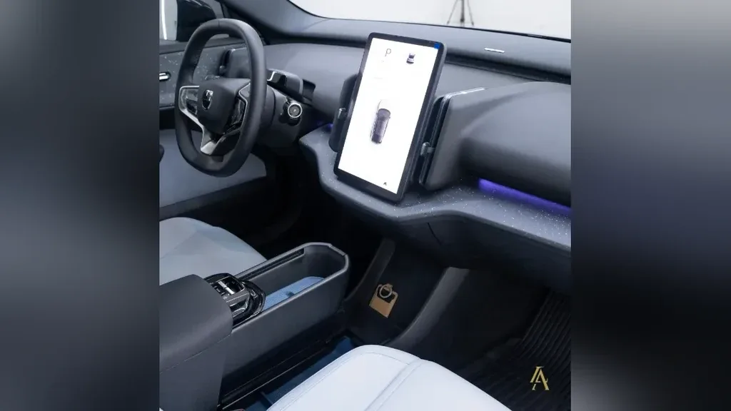 Volvo EX30 - Imagem 6