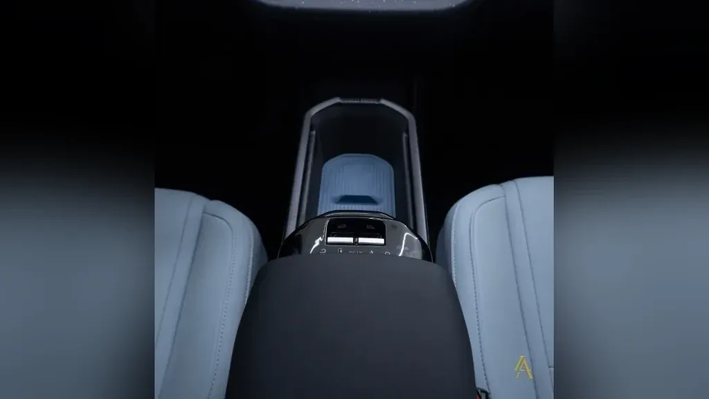 Volvo EX30 - Imagem 12