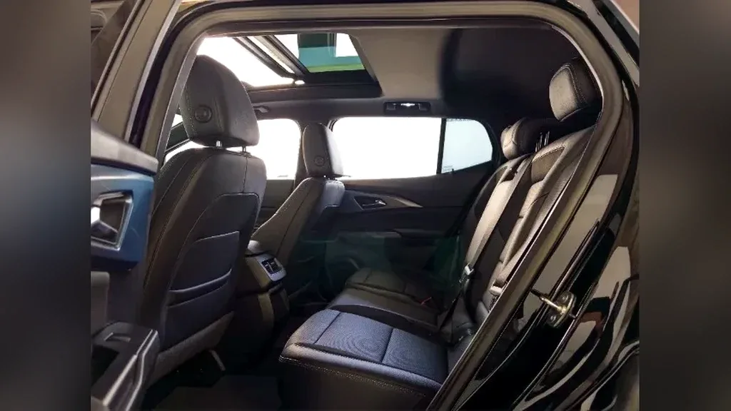 Chevrolet Equinox EV - Imagem 19