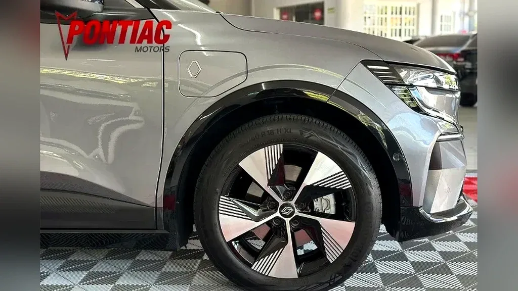 Renault Megane E-tech Electric - Imagem 9