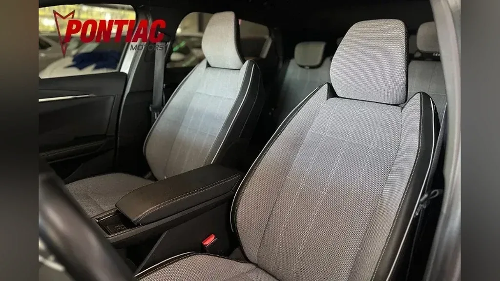 Renault Megane E-tech Electric - Imagem 12