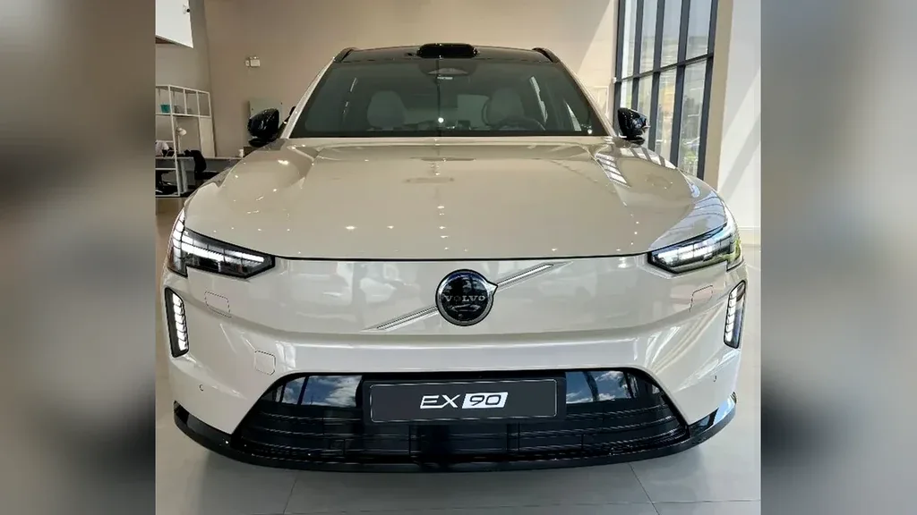 Volvo Ex90 - Imagem 2