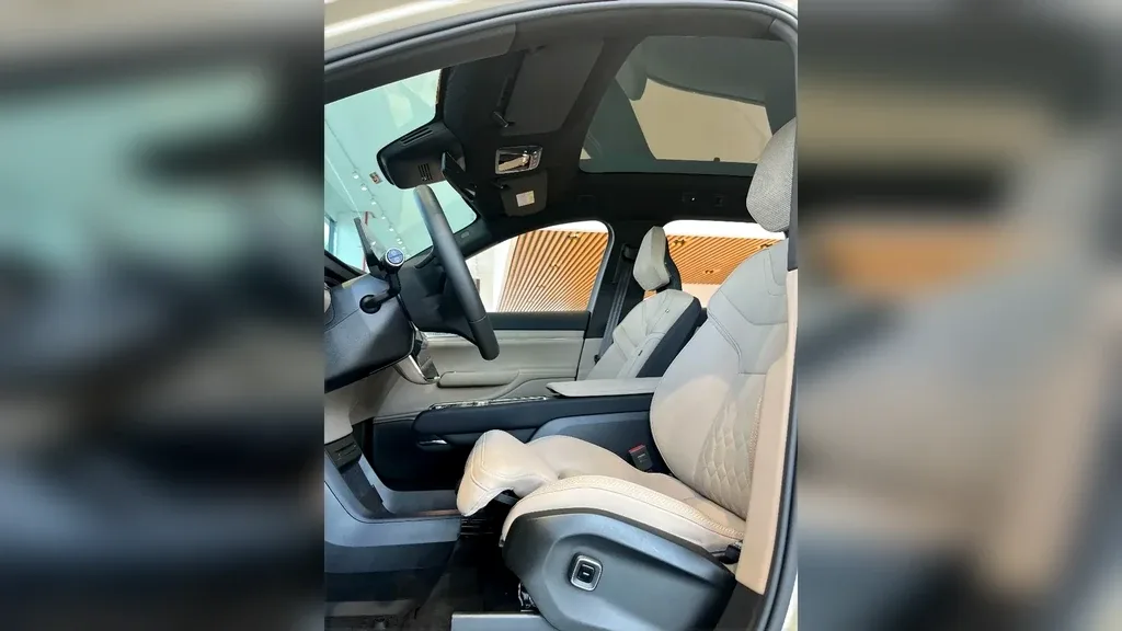 Volvo Ex90 - Imagem 12