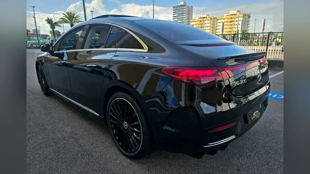 Mercedes Eqe 300 - Imagem 7