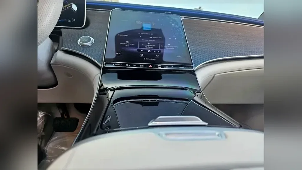 Mercedes Eqe 300 - Imagem 8