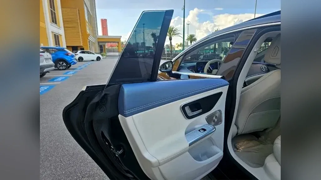 Mercedes Eqe 300 - Imagem 14