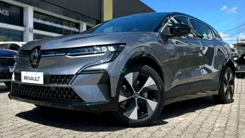 Renault Megane E-tech Electric - Imagem 2