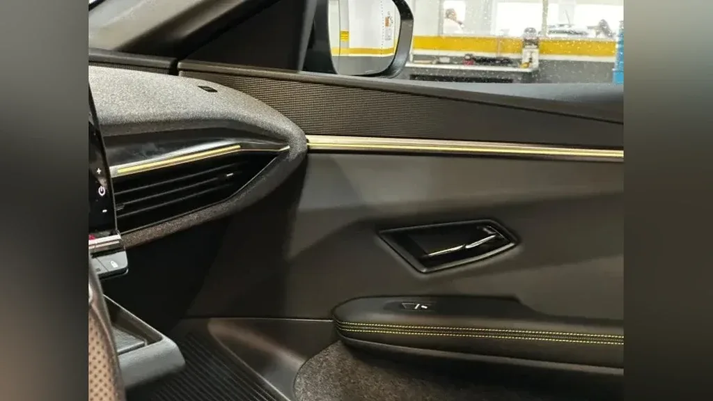 Renault Megane E-tech Electric - Imagem 11