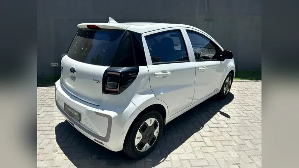 JAC E-JS1 - Imagem 14