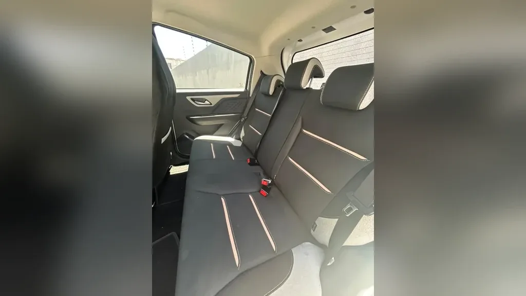 JAC E-JS1 - Imagem 16