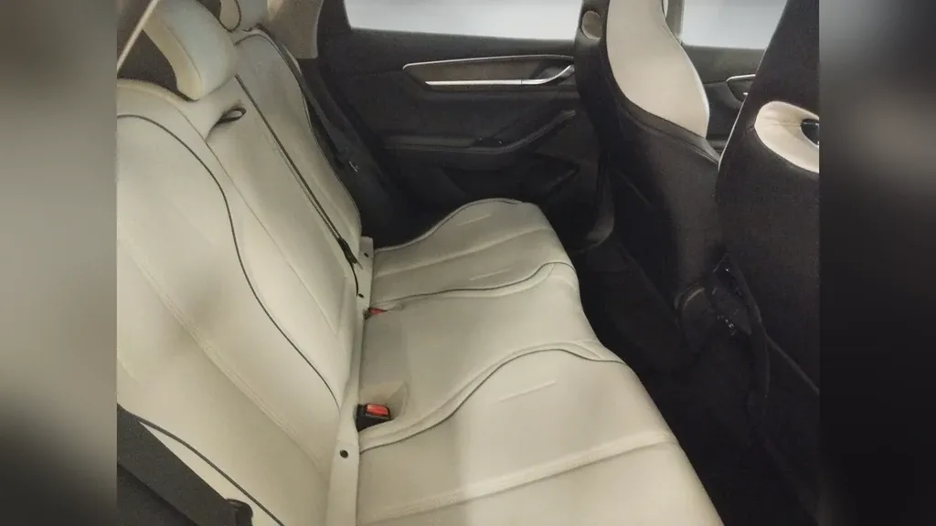 BYD King - Imagem 13