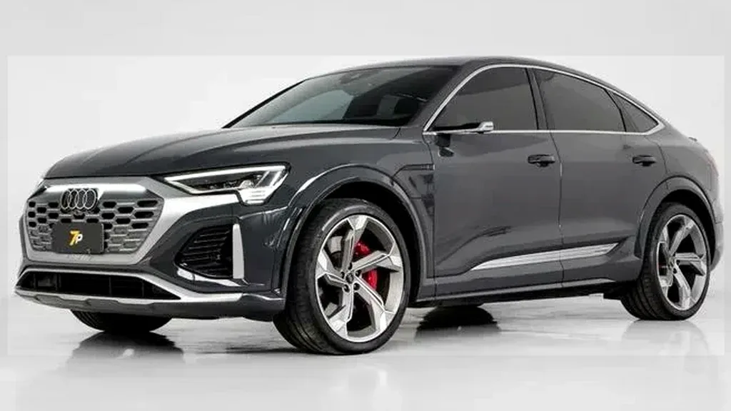 Audi Q8 Sportback E-tron - Imagem 4