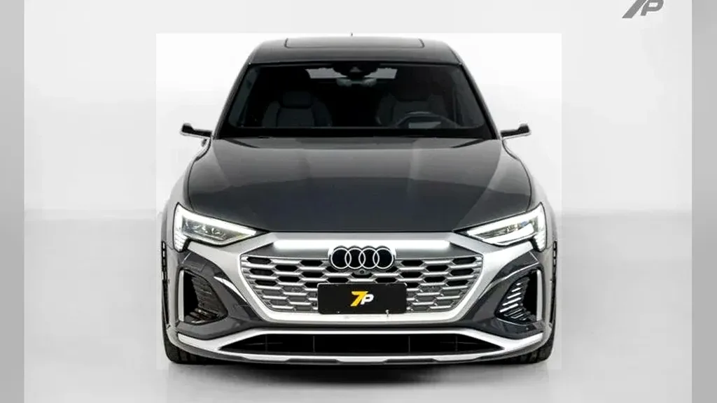 Audi Q8 Sportback E-tron - Imagem 17