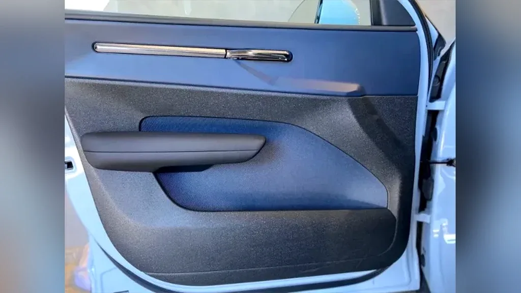 Volvo EX30 - Imagem 7