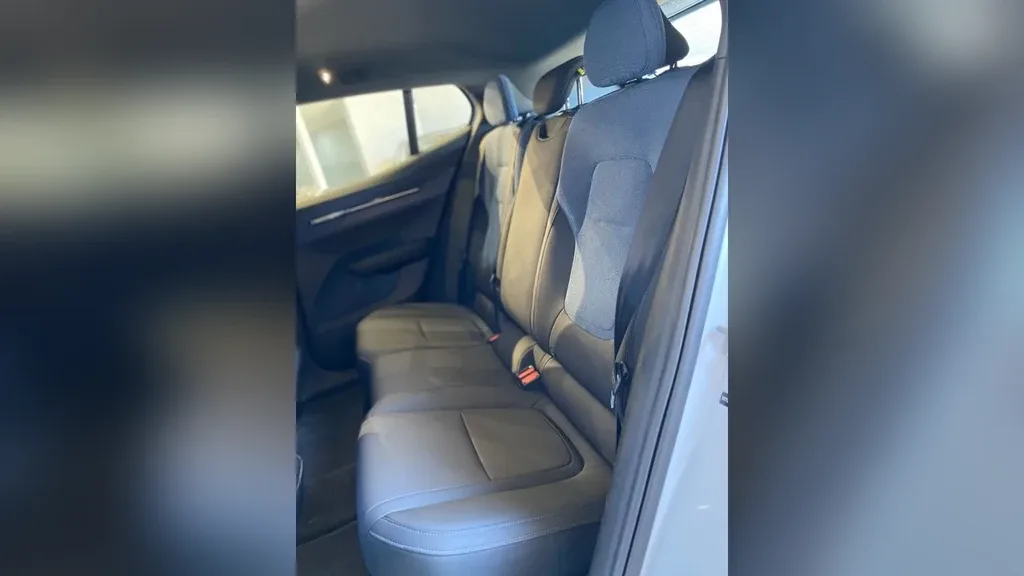 Volvo EX30 - Imagem 12