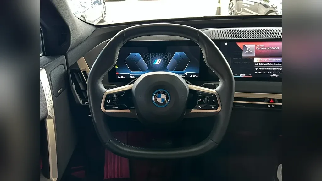BMW Ix - Imagem 5