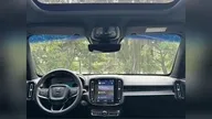 Volvo XC40 Recharge - Miniatura 18