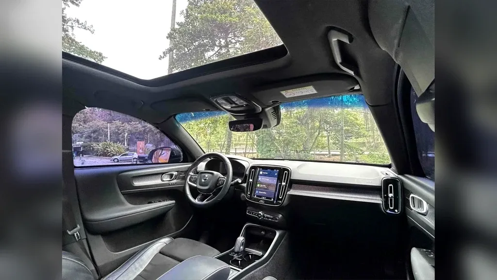 Volvo XC40 Recharge - Imagem 20