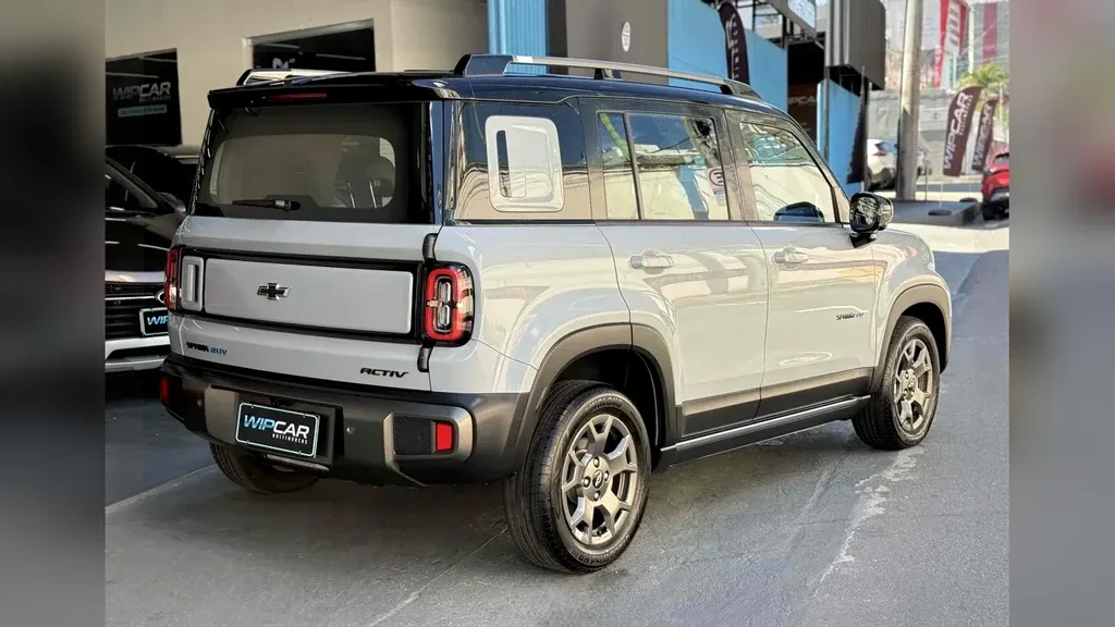 Chevrolet Spark Euv - Imagem 14