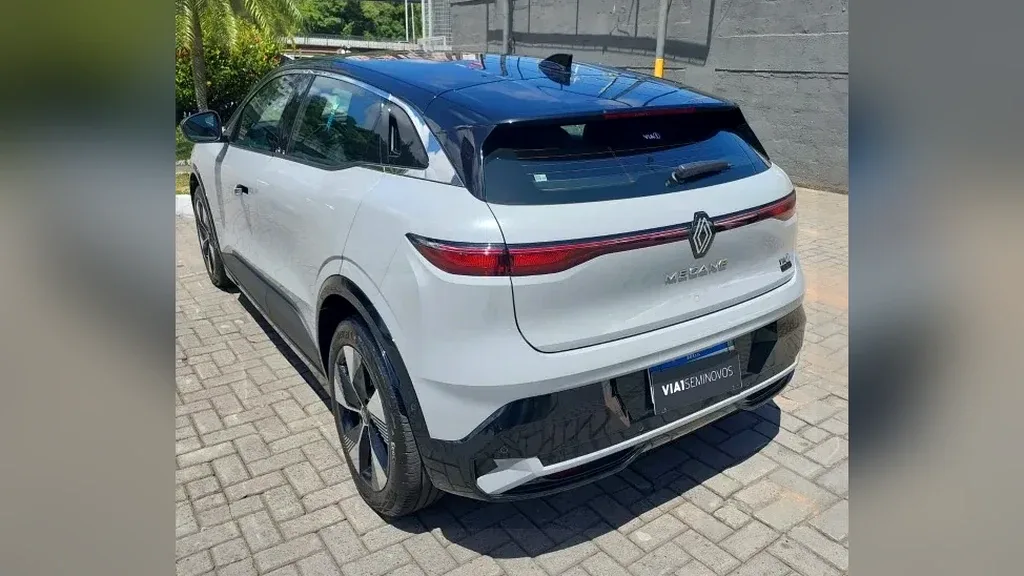 Renault Megane E-tech Electric - Imagem 4