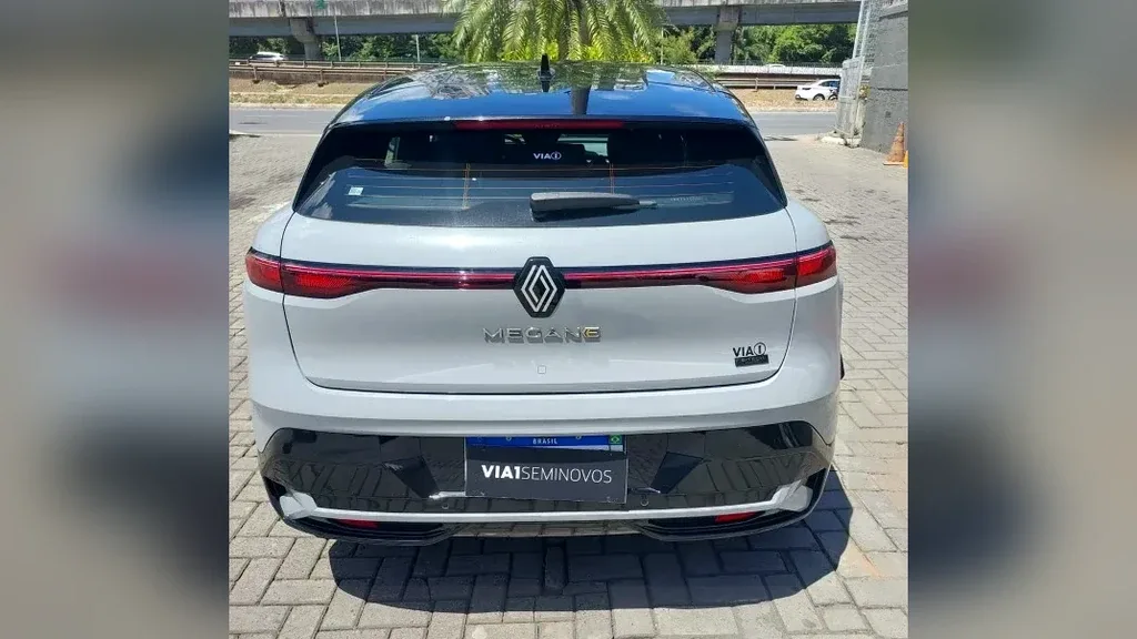 Renault Megane E-tech Electric - Imagem 5