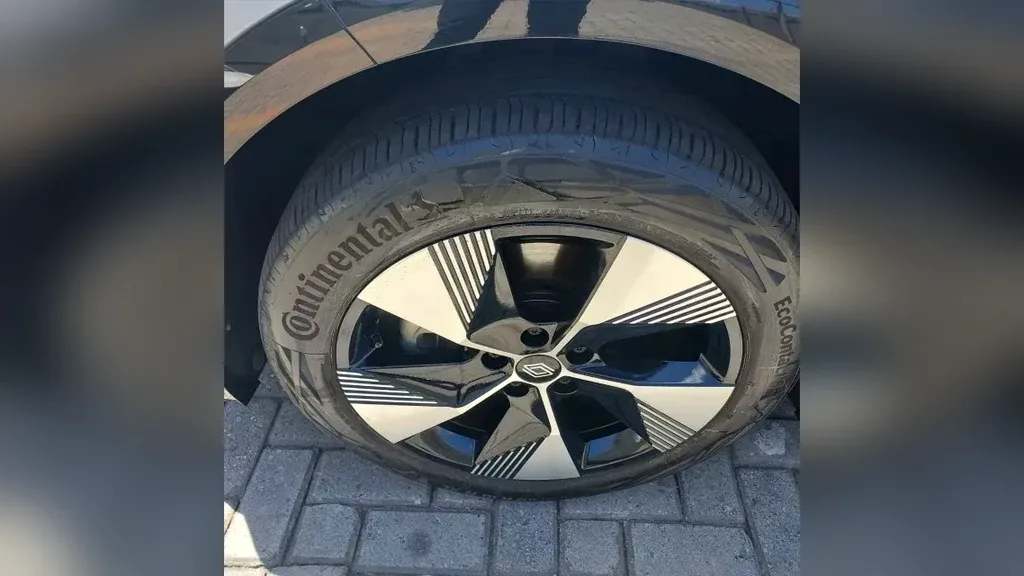 Renault Megane E-tech Electric - Imagem 15