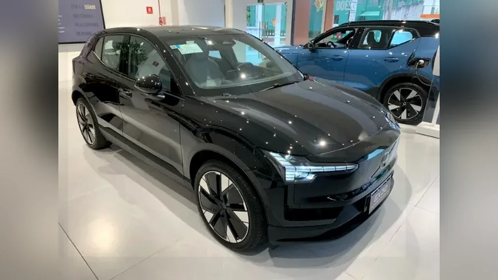 Volvo EX30 - Imagem 2