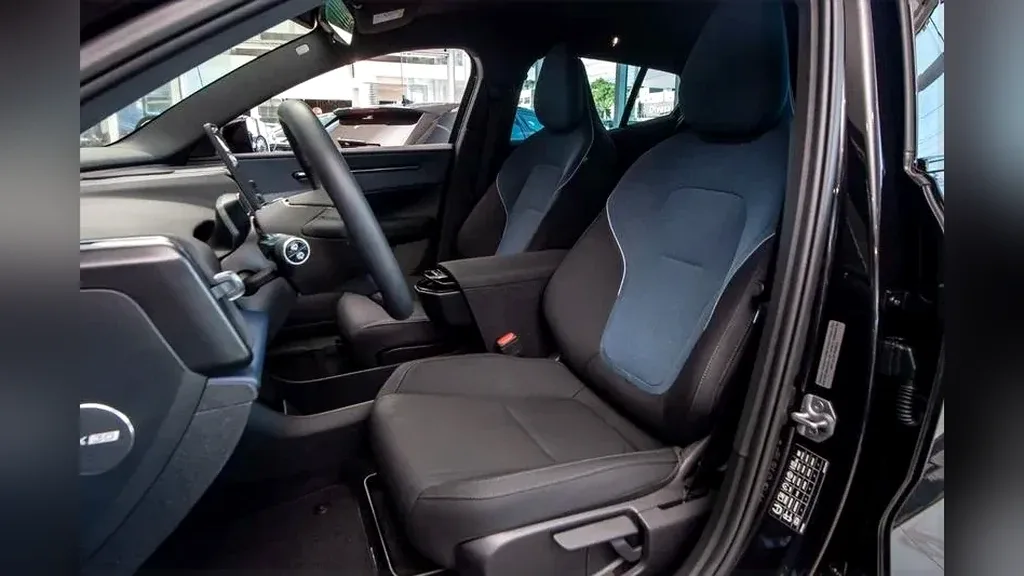 Volvo EX30 - Imagem 10