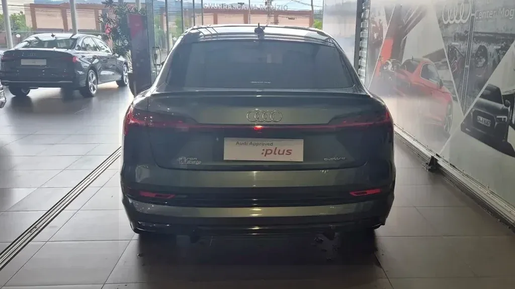 Audi E-tron Sportback - Imagem 12