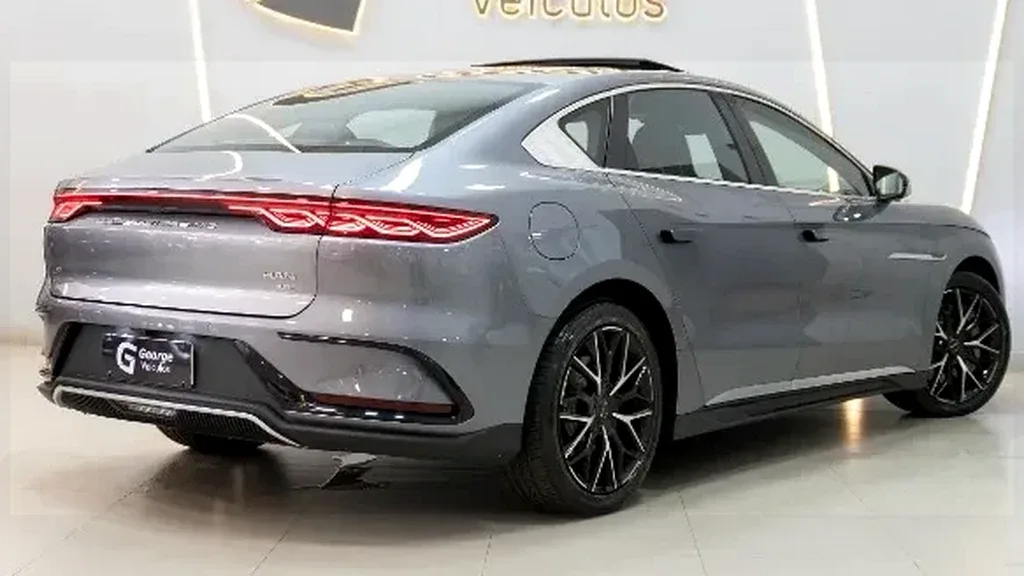 BYD Han - Imagem 4
