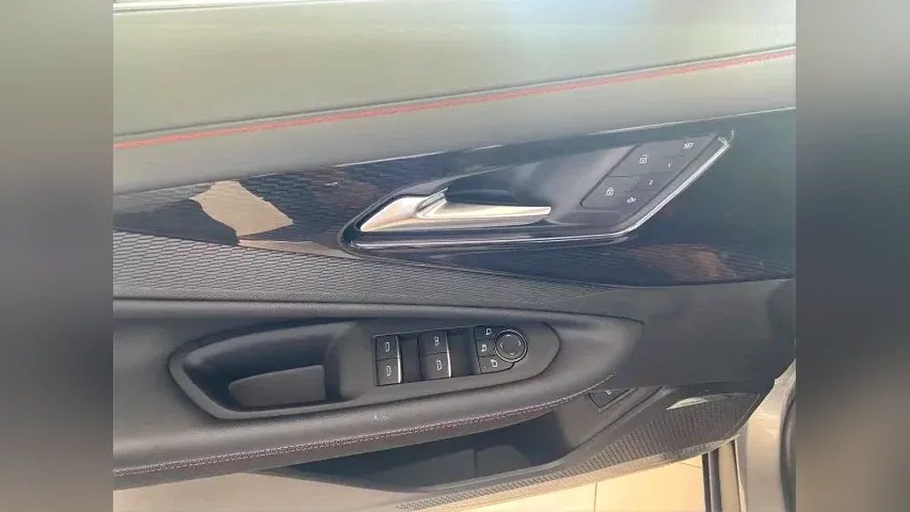 Chevrolet Blazer EV - Imagem 11