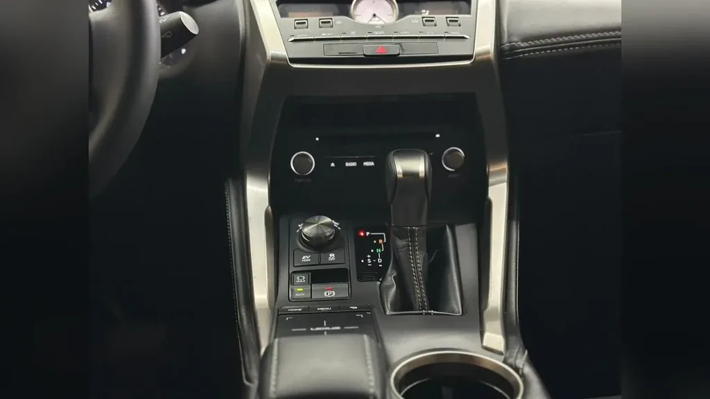 Lexus Nx - Imagem 12