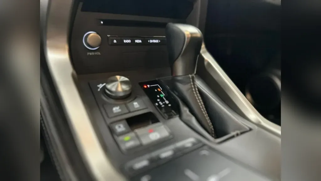 Lexus Nx - Imagem 14